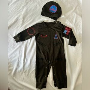 Baby flight / aviator suit with hat